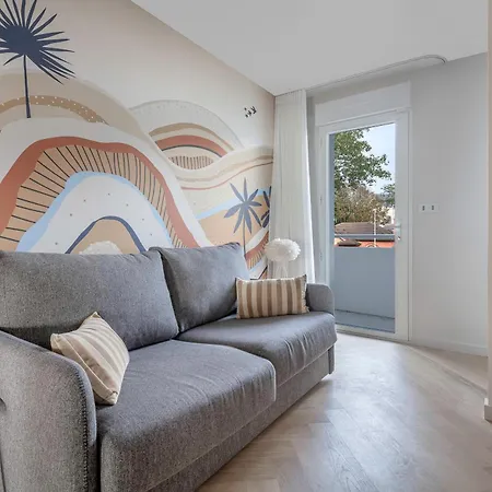 De Standing En Front De Mer, Pour 4 Appartement