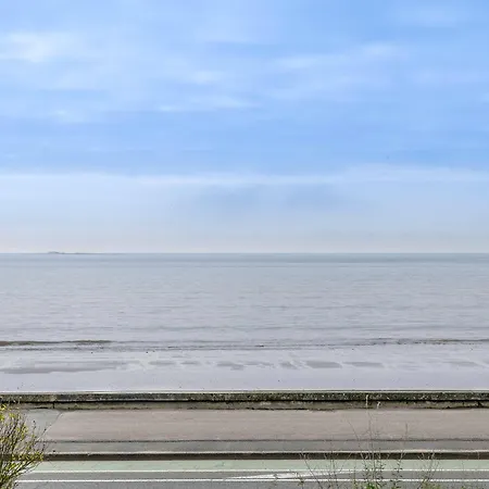 De Standing En Front De Mer, Pour 4 La Baule-Escoublac